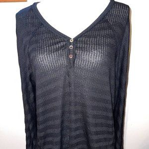 NWT American Rag Juniors Black Henley‎ Top, Size Small